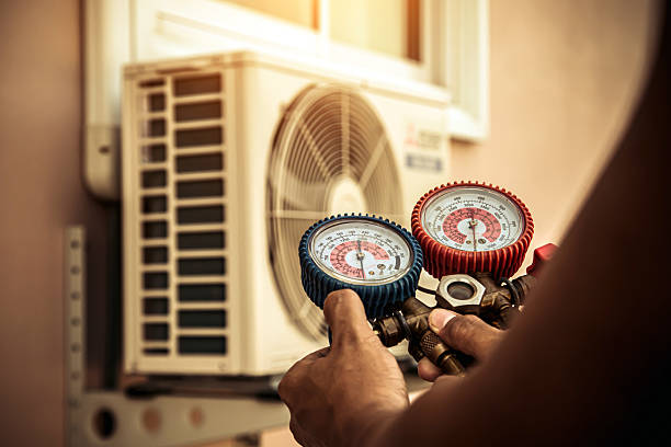 Professional Ductwork Repair technician working in Lakeside, MT